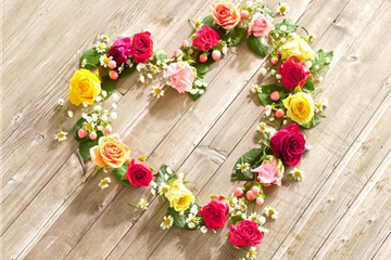 Blumige Deko zum Valentin