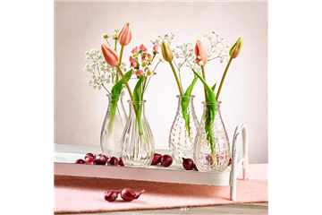 Schnittige Tischdekoration